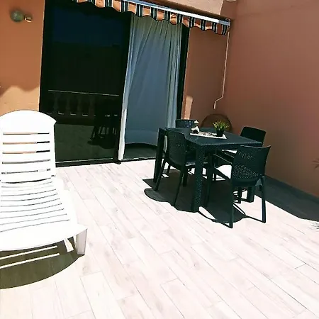 Mng-apart Paradise Court Apartament *
